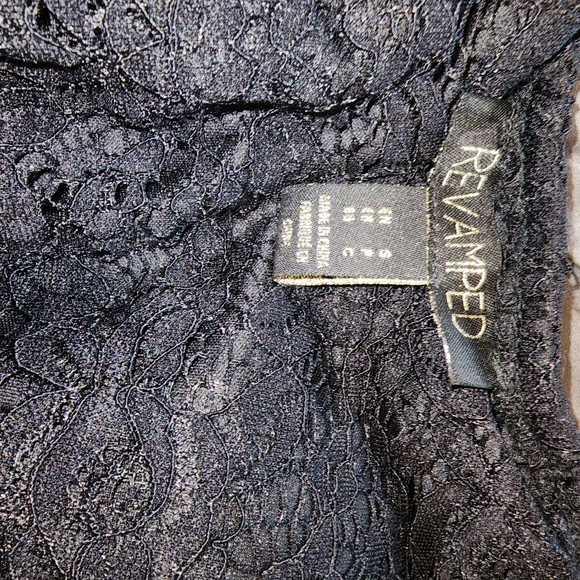 Jumpsuits - Picture 2 of 7